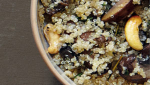 Mushroom and cashew quinoa