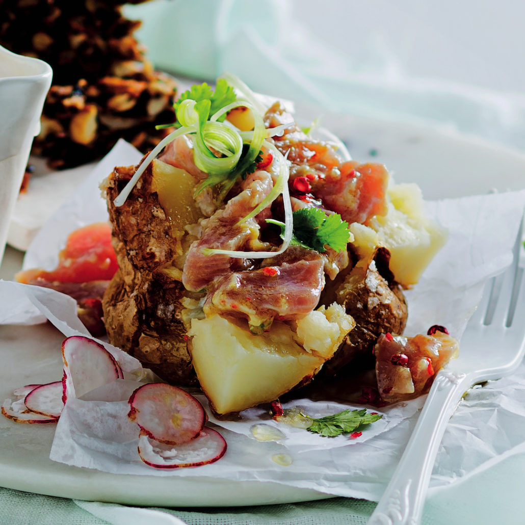 Baked potatoes with tuna ceviche