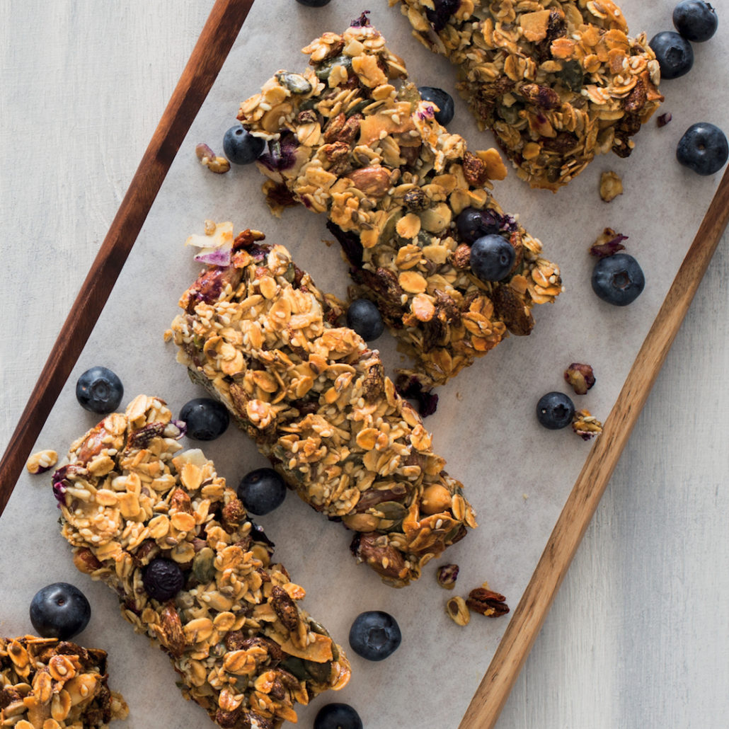 Berry and oat crunchie bars