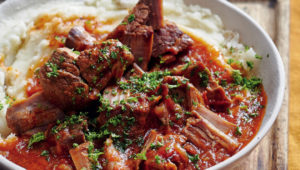 Brisket stew with mashed potatoes