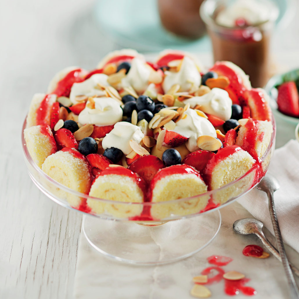 Peach and berry trifle