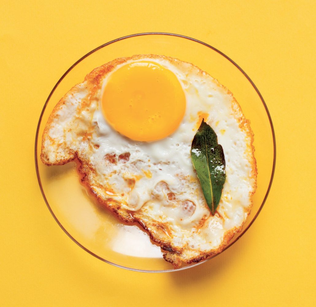 Curried fried eggs