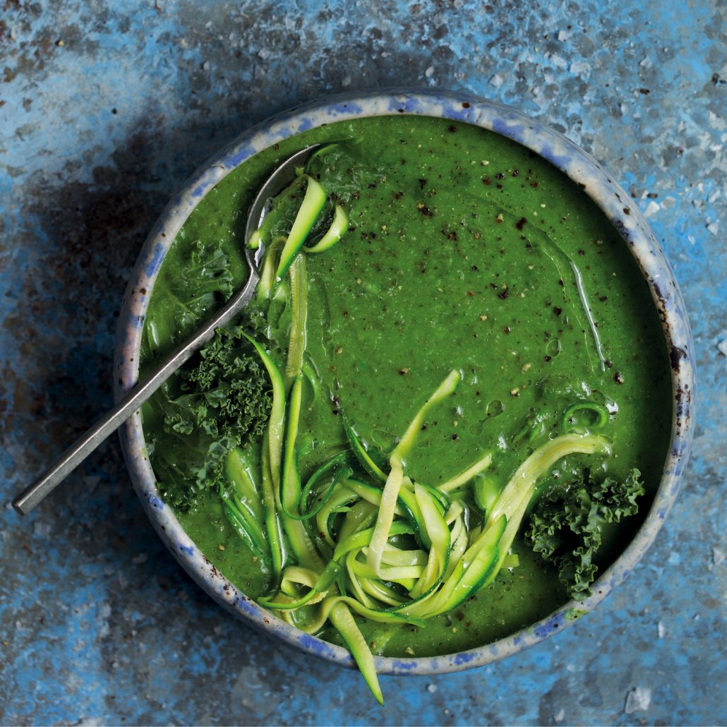 Green vegetable detox soup