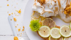 Lemon meringue flan