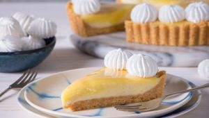 Lemon milk tart meringue pie